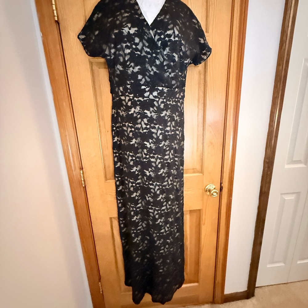 LuLaRoe Elegant Collection Noelle Faux Wrap Dress – Black Lace – Size L